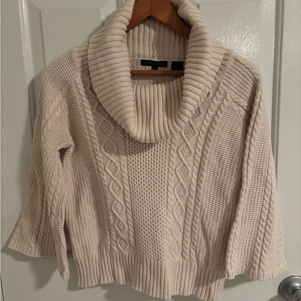 Make offer! Jeanne Pierre Cream Cable Knit 3/4 sleeve Cowl neck Sweater Small
